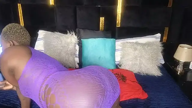 Sexy sharntel online show from 26, 11, 2025