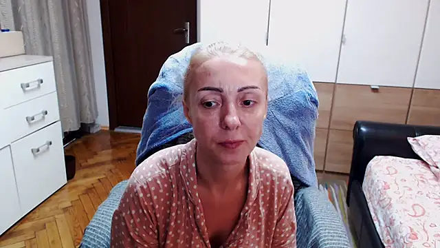 Leona-Exotic online show from 22, 7, 2026