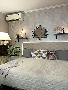 StripBianka online show from 7, 3, 2026