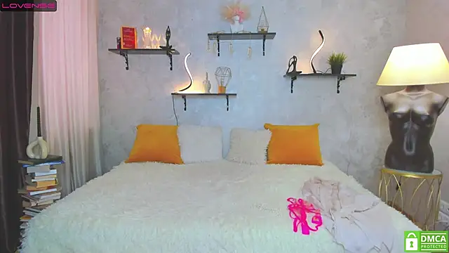 StripBianka online show from 11, 2, 2025