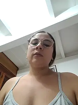 selena gomez2 online show from 17, 4, 2026