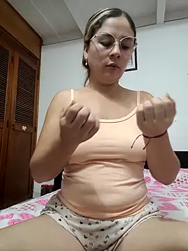 selena gomez2 online show from 28, 2, 2026