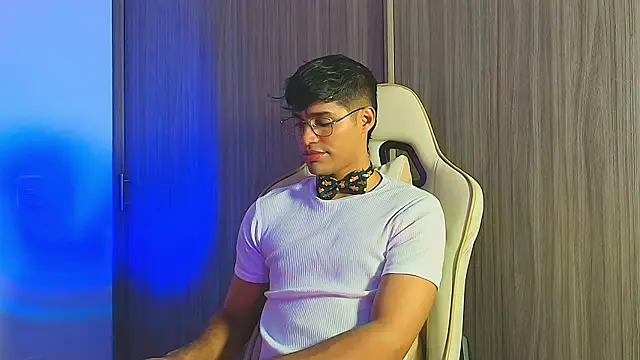 Jimmy Leeh  online show from 9, 11, 2025