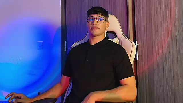 Jimmy Leeh  online show from 17, 10, 2025