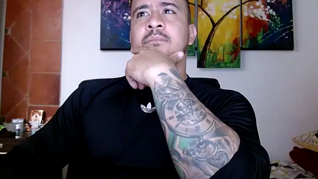 Snapshot of christian_colombian1 chatting on 13, 12, 2024 christian colombian1 online show from 13, 12, 2024