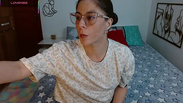 antonella sweet33 online show from 21, 11, 2025