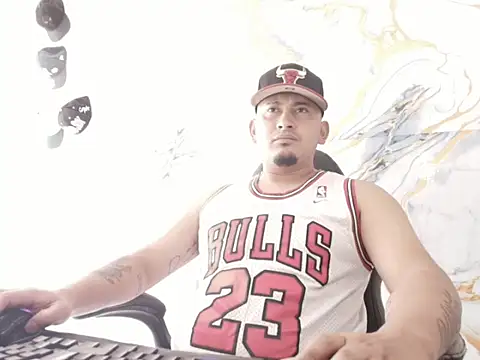 myke andrade online show from 11, 2, 2026