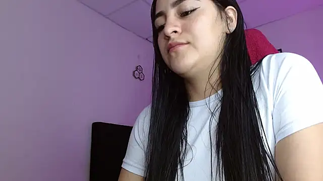 Snapshot of Dakota_bumm chatting on 16, 11, 2025 Dakota bumm online show from 16, 11, 2025