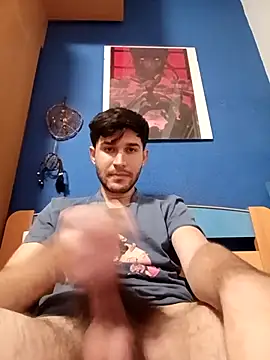 Snapshot of Esti02 chatting on 2, 12, 2025 Esti02 online show from 2, 12, 2025