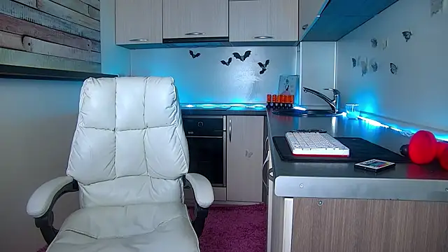 Snapshot of Skinny_Nally chatting on 6, 11, 2025 Skinny Nally online show from 6, 11, 2025