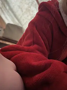 GoldenFlameGoddess online show from 5, 4, 2026