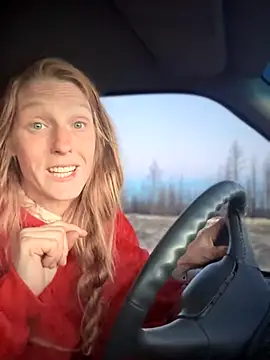 GoldenFlameGoddess online show from 1, 12, 2025