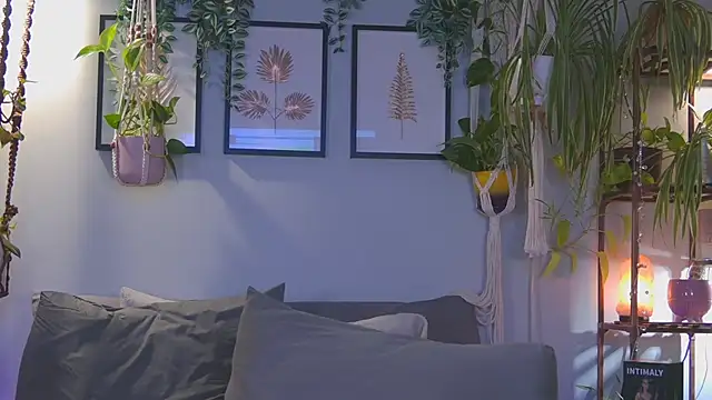 sunniedayz  online show from 2, 12, 2025