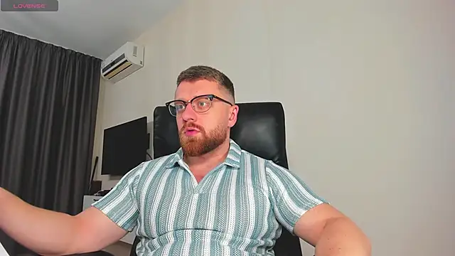 Findom guy online show from 6, 2, 2026