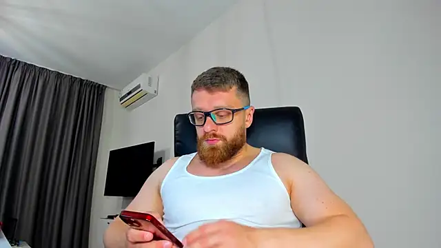 Findom guy online show from 18, 4, 2026