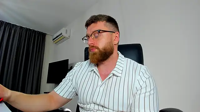 Findom guy online show from 5, 5, 2026