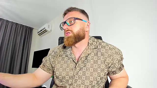 Findom guy online show from 29, 5, 2026