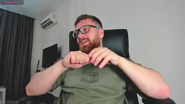 Findom guy online show from 11, 3, 2026