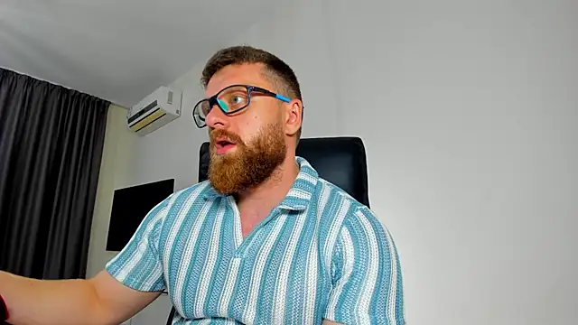Findom guy online show from 7, 5, 2026