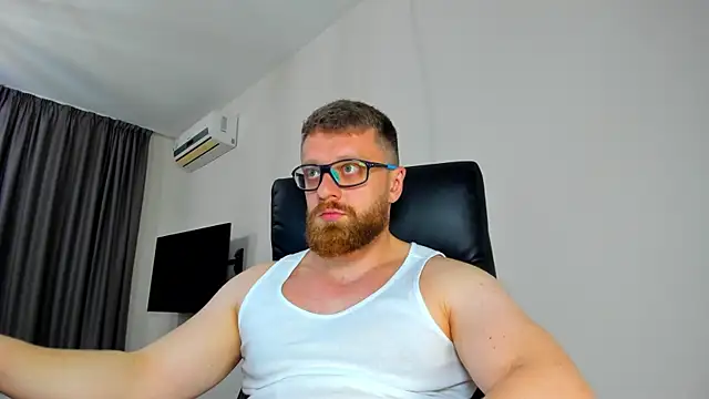 Findom guy online show from 18, 4, 2026