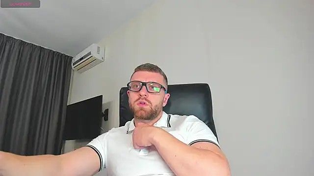 Findom guy online show from 15, 12, 2025