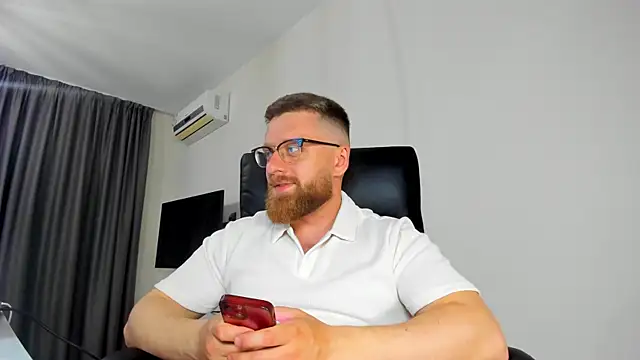 Findom guy online show from 25, 4, 2026