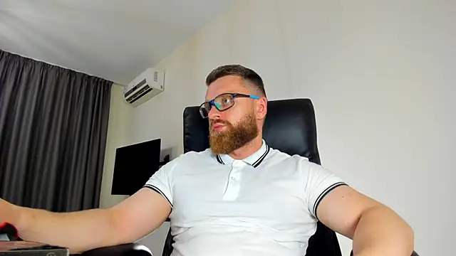 Findom guy online show from 25, 5, 2026