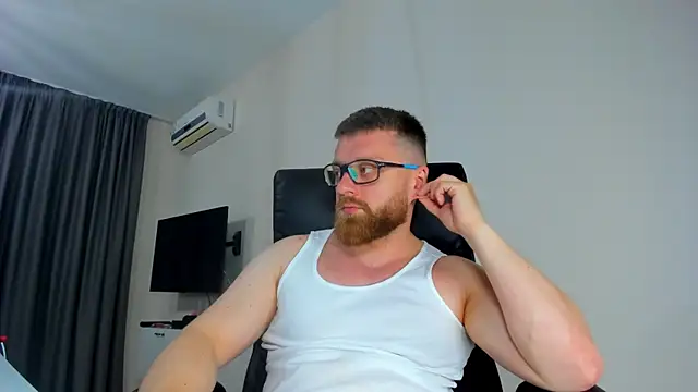 Findom guy online show from 28, 4, 2026