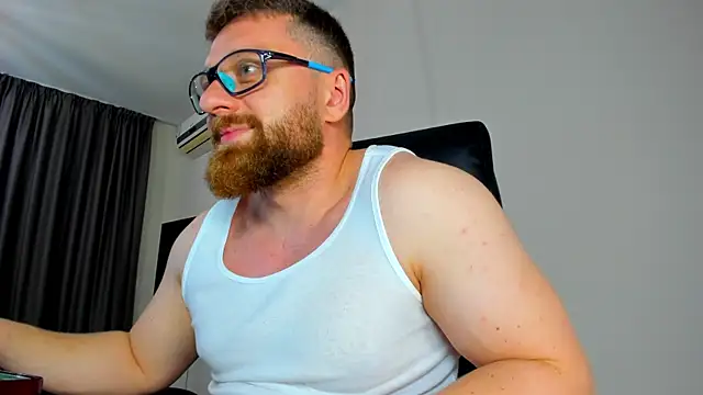 Findom guy online show from 18, 4, 2026