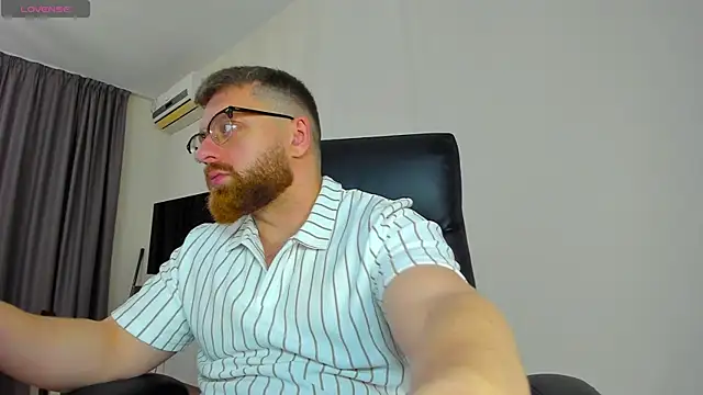 Findom guy online show from 2, 4, 2026