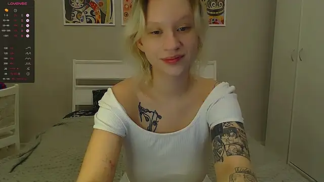 Snapshot of amelia_lye chatting on 11, 3, 2025 amelia lye online show from 11, 3, 2025