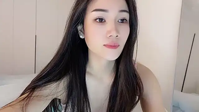 Snapshot of MIa59 chatting on 5, 12, 2025 MIa59 online show from 5, 12, 2025