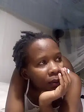 Queentesi online show from 25, 2, 2025