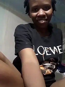 Queentesi online show from 2, 3, 2025