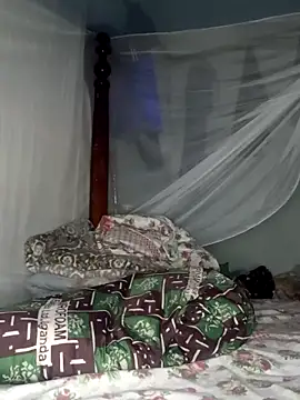 Queentesi online show from 6, 3, 2026