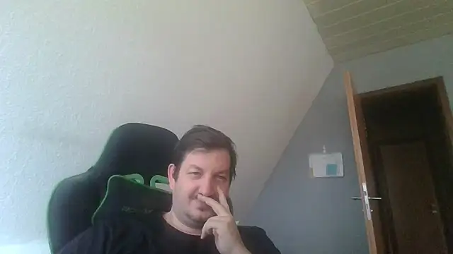 Golffahrer1982 online show from 16, 10, 2025