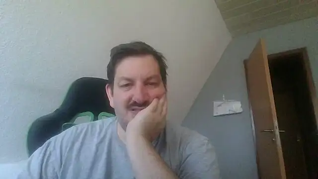 Golffahrer1982 online show from 17, 1, 2026