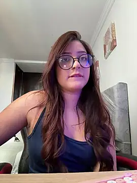 Snapshot of Zoe_Lennoxx chatting on 3, 8, 2026 Zoe Lennoxx online show from 3, 8, 2026
