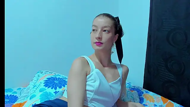 MiiaVolkova online show from 13, 4, 2026