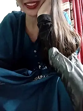 Snapshot of Noor_Darliing chatting on 13, 11, 2025 Noor Darliing online show from 13, 11, 2025