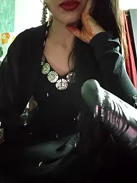 Snapshot of Noor_Darliing chatting on 9, 10, 2025 Noor Darliing online show from 9, 10, 2025