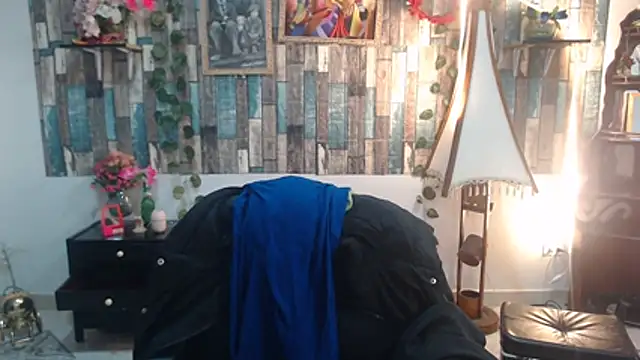 Snapshot of KarimaSarabe chatting on 19, 11, 2025 KarimaSarabe online show from 19, 11, 2025