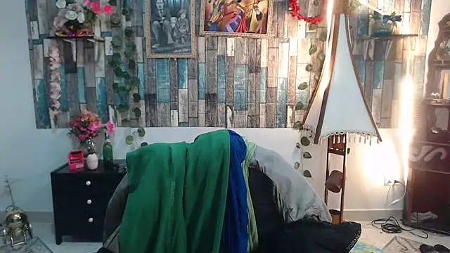 Snapshot of KarimaSarabe chatting on 21, 11, 2025 KarimaSarabe online show from 21, 11, 2025