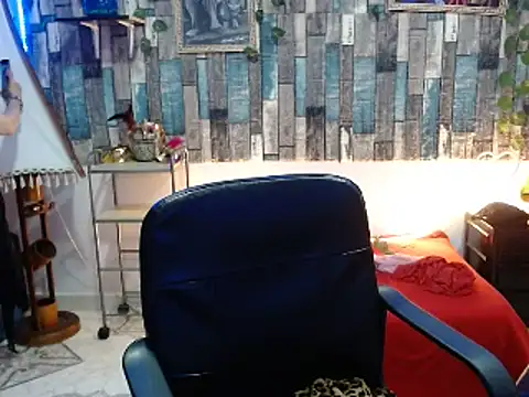 KarimaSarabe online show from 4, 2, 2025