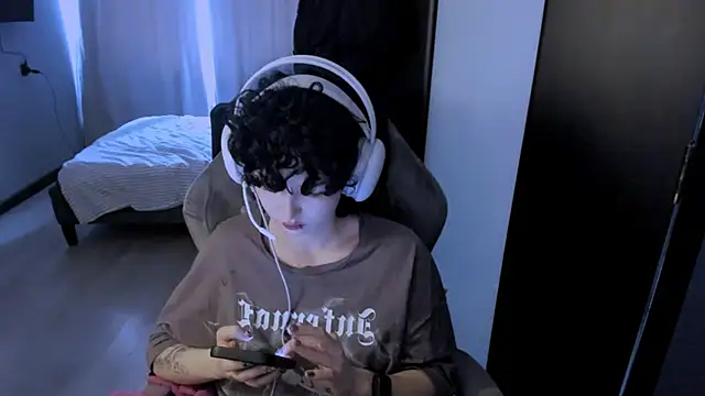 Snapshot of MiraiiTae chatting on 3, 1, 2025 MiraiiTae online show from 3, 1, 2025