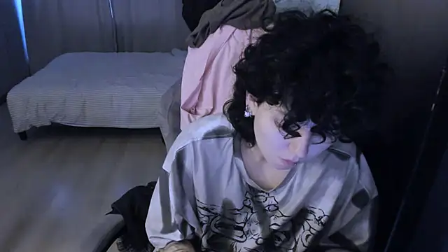 Snapshot of MiraiiTae chatting on 27, 12, 2024 MiraiiTae online show from 27, 12, 2024