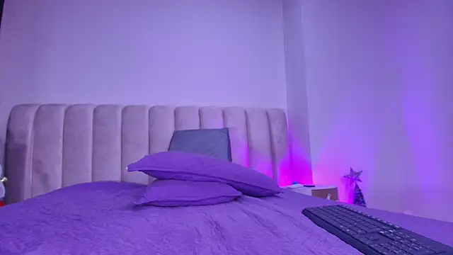  sex mia online show from 6, 1, 2026