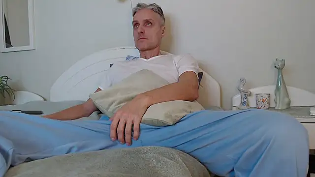 StrongBill online show from 12, 1, 2025