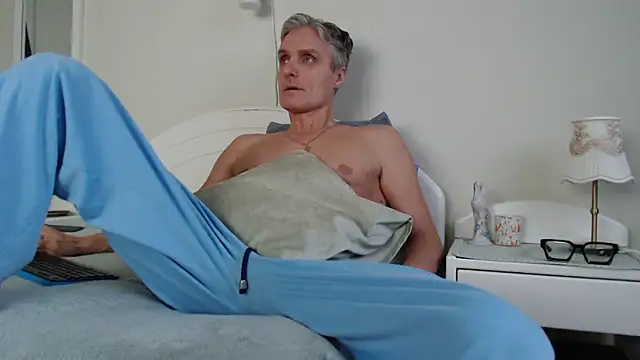 StrongBill online show from 2, 12, 2024