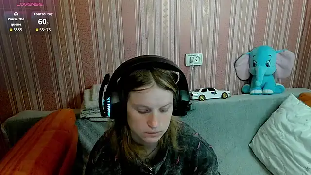 Kathlyn  Heath online show from 8, 4, 2026